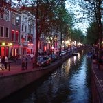 Čtvrt červených luceren, prostopášnost Amsterdamu