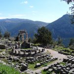 Delfy, starověký střed světa