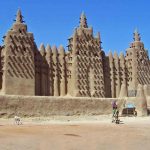 Bájné Timbuktu prý mělo střechy ze zlata. Jeho hodnota však leží spíše ve starých rukopisech, které ukrývá