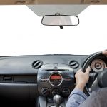 Jezdit napravo či nalevo? Kdo to vlastně dělá správně?