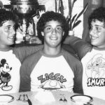 Trojčata a přece jedináčci. Neuvěřitelný osud bratrů fascinuje dodnes