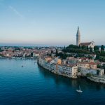 Spojení města a pláže: V Evropě najdete hned několik úžasných lokalit, kde si užijete obojí